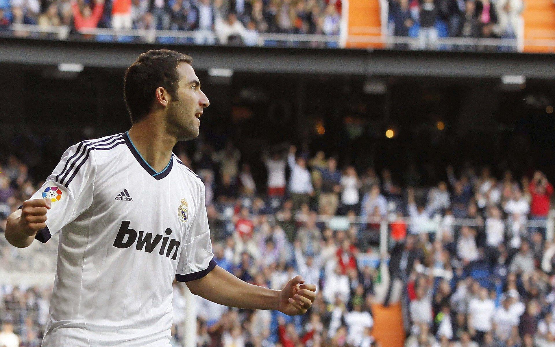 电竞产业蓬勃发展,全球赛事热度持续攀升